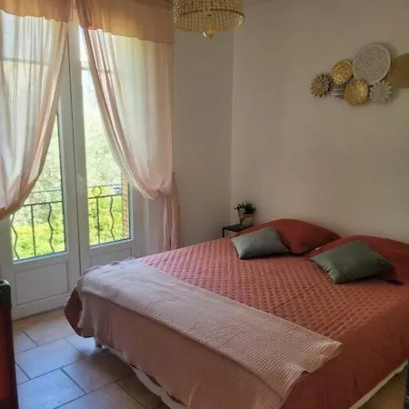 Maison 6-8 Pers Au Coeur Du Village Malaucène Esterno foto